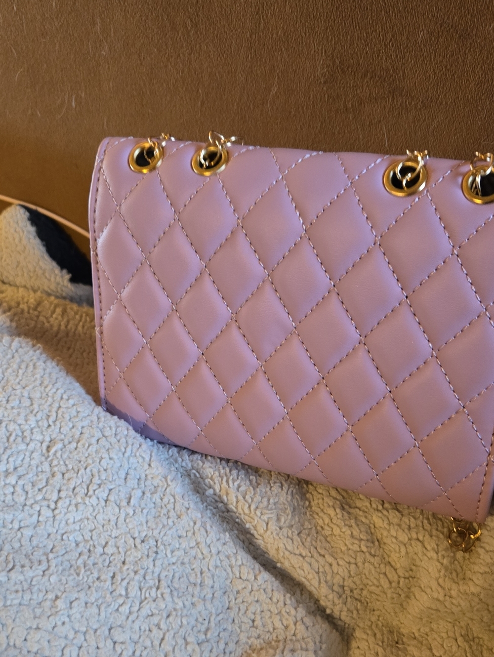 Quilted Lilac Chain Shoulder Bag - Elegant Women’s Crossbody - Picture 2 of 3
